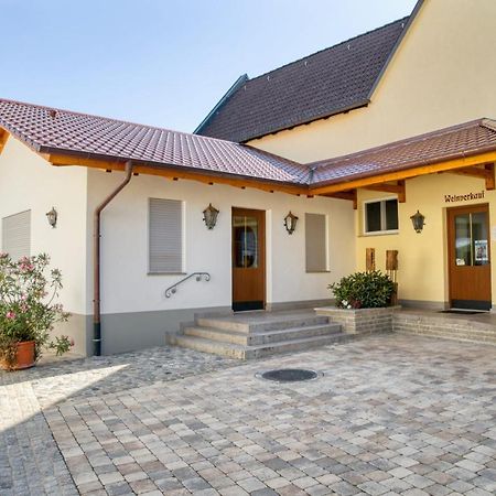 Gaestehaus Weingut Politschek Бад-Фридрихсхалль Экстерьер фото